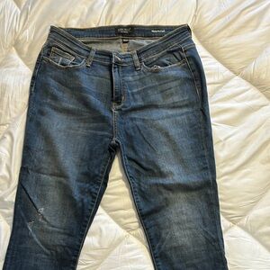 Judy Blue Cropped Ankle Jeans in Classic Blue